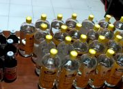 Tercatat, Ratusan Botol Miras Berhasil Disita Oleh Polsek Jajaran, Dalam Kegiatan Patroli Rutin.