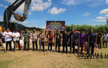 pemusnahan barang bukti ribuan liter minuman keras jenis captikus dan minuman beralkohol berbagai merek dari hasil operasi pekat tahun 2023 yang dilaksanakan sebagai komitmen kepolisian dalam rangka mewujudkan Kamtibmas yang kondusif jelang pemilu 2024 pemusnahan barang bukti ribuan liter minuman keras jenis captikus dan minuman beralkohol berbagai merek dari hasil operasi pekat tahun 2023 yang dilaksanakan sebagai komitmen kepolisian dalam rangka mewujudkan Kamtibmas yang kondusif jelang pemilu 2024