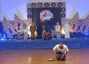 Mahasiswa FSIK Kemas Kritikan Lewat Seni Pada Malam Inagurasi 2023