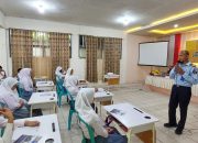 Kemenkumham Gorontalo Berikan Pencerahan Hukum Pelajar SMK Gotong Royong