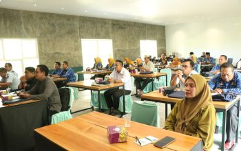 Kegiatan ini diikuti 30 orang peserta diantaranya dari Aparat Penegak Hukum, Akademisi, Dinas Perindustrian dan Perdagangan Pohuwato Koperasi dan UMKM, Asosiasi UMKM serta para pelaku UMKM Kabupaten Pohuwato.