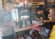 Polisi Amankan 16 Botol Minuman Beralkohol Berbagai Jenis dalam Kegiatan Patroli Rutin di Gorontalo