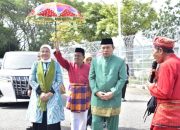 Menteri Ketenagakerjaan RI Ida Fauziyah Sambangi Gorontalo, Disambut Upacara Adat