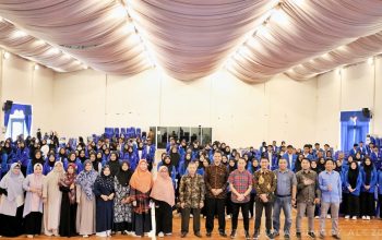 Sebanyak 259 mahasiswa Universitas Muhammadiyah Gorontalo yang segera melaksanakan Kuliah Kerja Dakwah (KKD) terintegrasi dengan Merdeka Belajar dan Kampus Merdeka (MBKM) Angkatan Ke-23 diberikan pembekalan, pada Sabtu (26/8/2023)