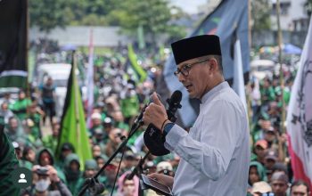 Sandiaga Uno