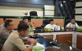 Bupati Nelson pimpinan rapat sidang Panitia Pertimbangan Landreform (PPL) Tahun 2023