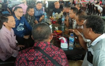 Bupati Nelson didampingi Asisten dan beberapa Pimpinan OPD Berkunjung di Bersehati Kamis, (26/10/2023) Bupati Nelson didampingi Asisten dan beberapa Pimpinan OPD Berkunjung di Bersehati Kamis, (26/10/2023)