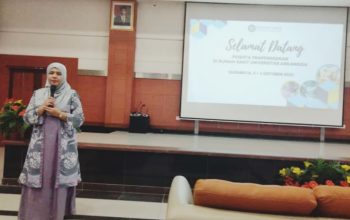 Dekan FIKES, Dr. Zuriati Muhammad