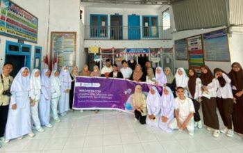 Siswa SMKS Bina Mandiri Belajar Kreativitas dan Inovasi Jurnalistik di Imagineer.com Series III