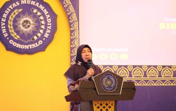 Dekan FSIK, Dr. Talha Dangkua