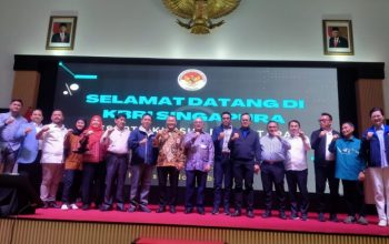 Pelaksanaan Kursus Pemantapan Pimpinan Daerah (KPPD) Angkatan I Tahun 2023 di Singapura, Bupati Gorontalo Prof. Nelson Pomalingo Bersama peserta lainnya.