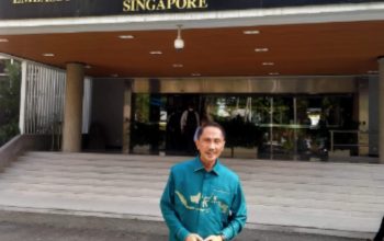 Bupati Nelson beroleh kesempatan berkunjung di Kantor Kedutaan Indonesia di Singapura Bupati Nelson beroleh kesempatan berkunjung di Kantor Kedutaan Indonesia di Singapura