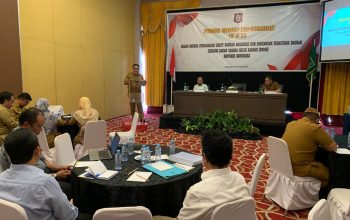 Penjabat Sekretaris Daerah Provinsi Gorontalo Budiyanto Sidiki saat membuka Focus Group Discussion (FGD) dalam rangka pembahasan draft naskah akademik dan rancangan Peraturan Daerah (Perda) tentang BUMD Provinsi Gorontalo, di Hotel Grand Q, Senin (6/11/2023). (Foto : Mila) Penjabat Sekretaris Daerah Provinsi Gorontalo Budiyanto Sidiki saat membuka Focus Group Discussion (FGD) dalam rangka pembahasan draft naskah akademik dan rancangan Peraturan Daerah (Perda) tentang BUMD Provinsi Gorontalo, di Hotel Grand Q, Senin (6/11/2023). (Foto : Mila)