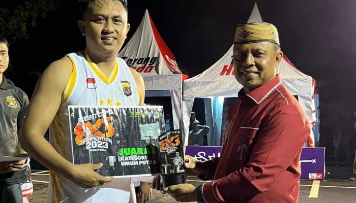 Sekda Kabgor Tutup Kejuaraan 3X3 Basketball Competition Bupati Cup