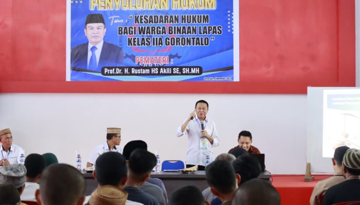 Rustam Akili Dialog Kesadaran Hukum Dengan Warga Binaan Lapas II A Gorontalo