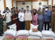 Merlan Salurkan Bantuan Kios Pangan untuk Lima Kecamatan di Bone Bolango