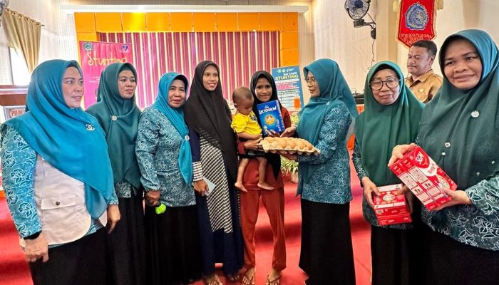 PKK Gorontalo Temui Anak-Anak Stunting di Popayato Barat, Distribusikan Susu dan Telur Tekan Tengkes