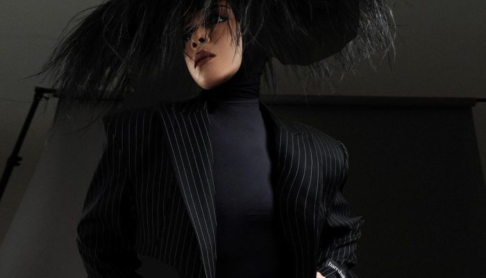 Melly Goeslaw Dituding Pernah Berselingkuh dengan Suami Orang Lain