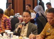 Bupati Nelson Tekankan Pentingnya Pengelolaan Pembangunan Berbasis Lingkungan