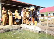 Idah Ajak Sekolah Se Gorontalo Tiru Pengembangan Budidaya Ikan dan Tanaman SMA 2 Limboto