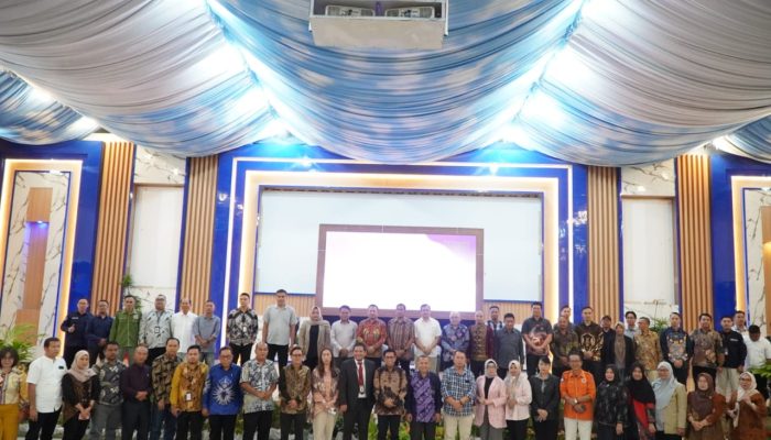 Dr. Abdul Kahar Tegaskan Pemerataan saat Sosialisasi KIP Kuliah di UMGO