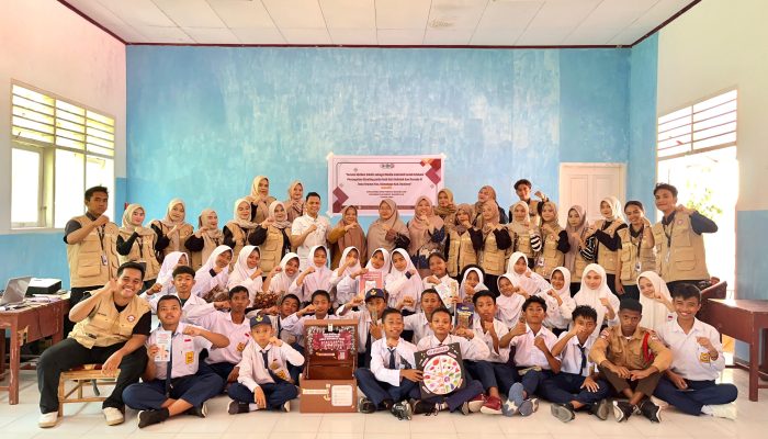 Mahasiswa KKN-PK UNG Inovasi Edukasi Cegah Stunting Sejak Dini di SMP 04 Satap Mananggu
