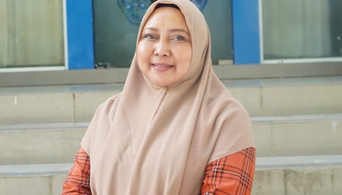 Dosen UMGO Meity Mokoginta Raih Jabatan Lektor Kepala Lewat Kepakaran Pengelolaan Lahan Berbasis Lokal