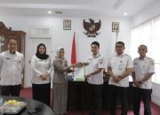 Wakil Wali Kota Kotamobagu Serahkan SK Plt. Direktur RSUD kepada dr. Tanty Korompot
