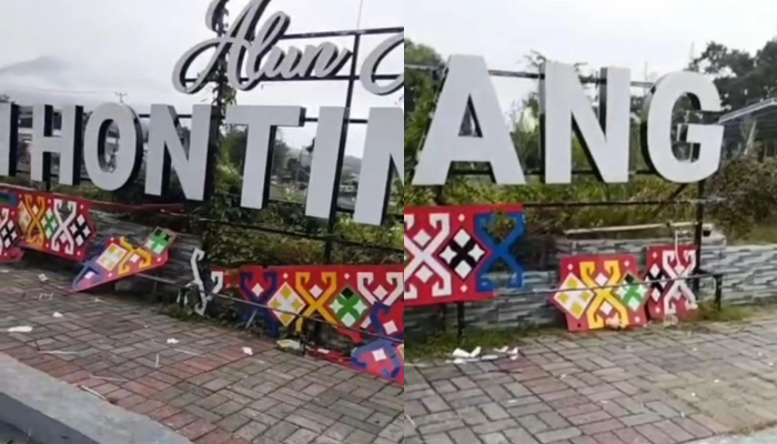 Sofyan Kecam Perusakan Ornamen Alun-alun Boki Hontinimbang