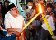 Wawali kota Gorontalo Tekankan Pentingnya Budaya Saat Pawai Obor Molosipat