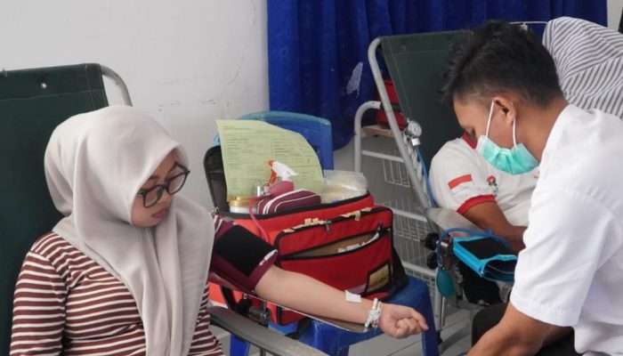 KSR PMI UMGO Aktif Ajak Mahasiswa Ikut Donor Darah