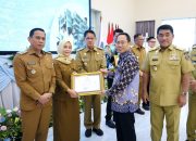 Disaksikan Gubernur dan Wagub Sulut, RSUD Kotamobagu Raih Sertifikat Apresiasi dari BPKP
