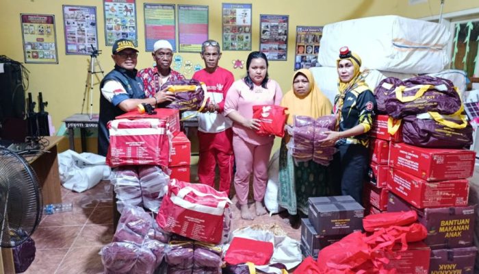 Pemprov Gorontalo Salurkan Bantuan Darurat untuk 45 Warga Terdampak Banjir di Batudaa