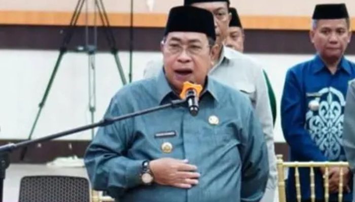 Fokus Tingkatkan Pelayanan Publik, Adhan Dambea Larang ASN Pemkot Gorontalo Bermain Medsos Saat Jam Kerja