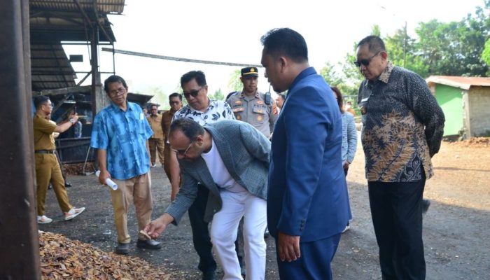 Dubes UEA Lirik Investasi Hilirisasi Kelapa di Gorontalo