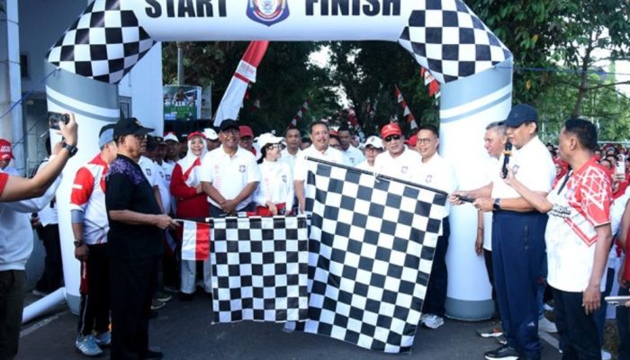 Ribuan ASN Semarakkan Jalan Sehat Pencanangan HUT ke-81 RI Pemprov Gorontalo