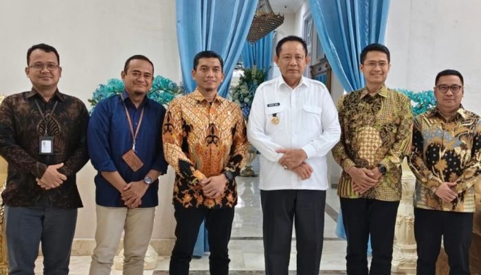 PLN Bahas Rencana PLTS 100 MW di Waduk Bulango Ulu