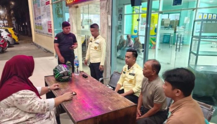 Sidak Tengah Malam, Jeane Cek Petugas RSUD Ainun Habibie