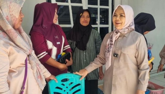 Wagub Idah Minta 282 Pelaku UMKM di Limboto Kelola Bantuan Secara Profesional