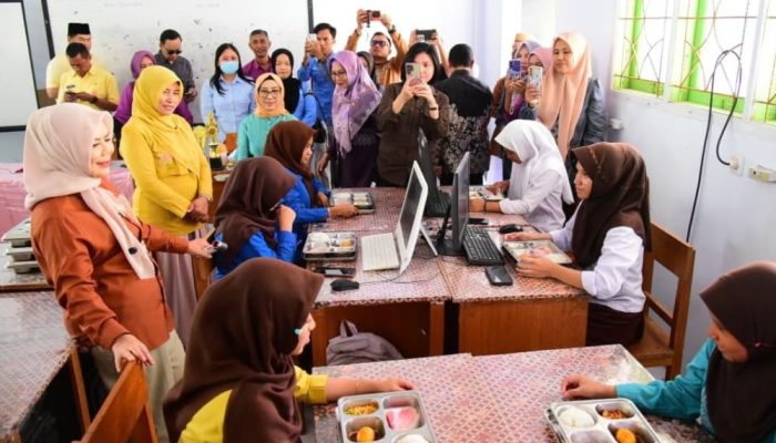 Idah Syahidah Dorong Siswa SMK Kembangkan Keterampilan Kewirausahaan