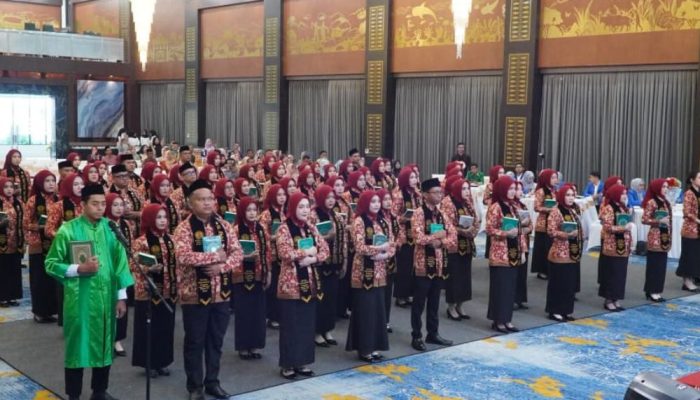 69 Lulusan FIKES UMGO Siap Mengabdi di Bidang Keperawatan