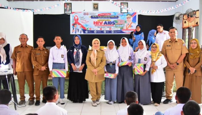 Wagub Idah Khawatir Teknologi Bikin Siswa Lupa Diri dan Terjerumus Pergaulan Bebas